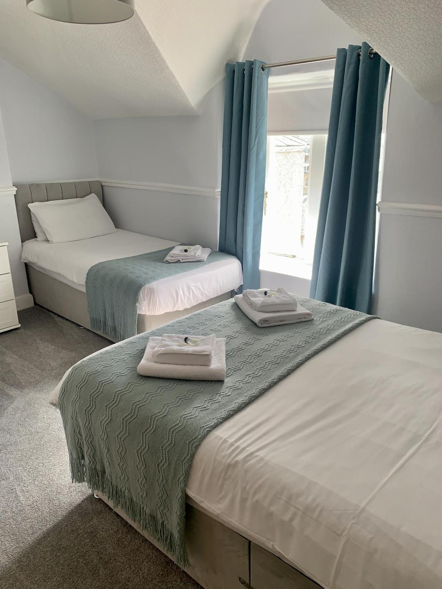 Seaclyffe Hotel Ltd Llandudno Zimmer foto